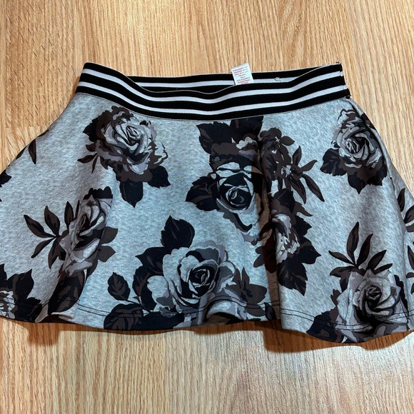 Justice Other - Justice black and grey floral skort 5